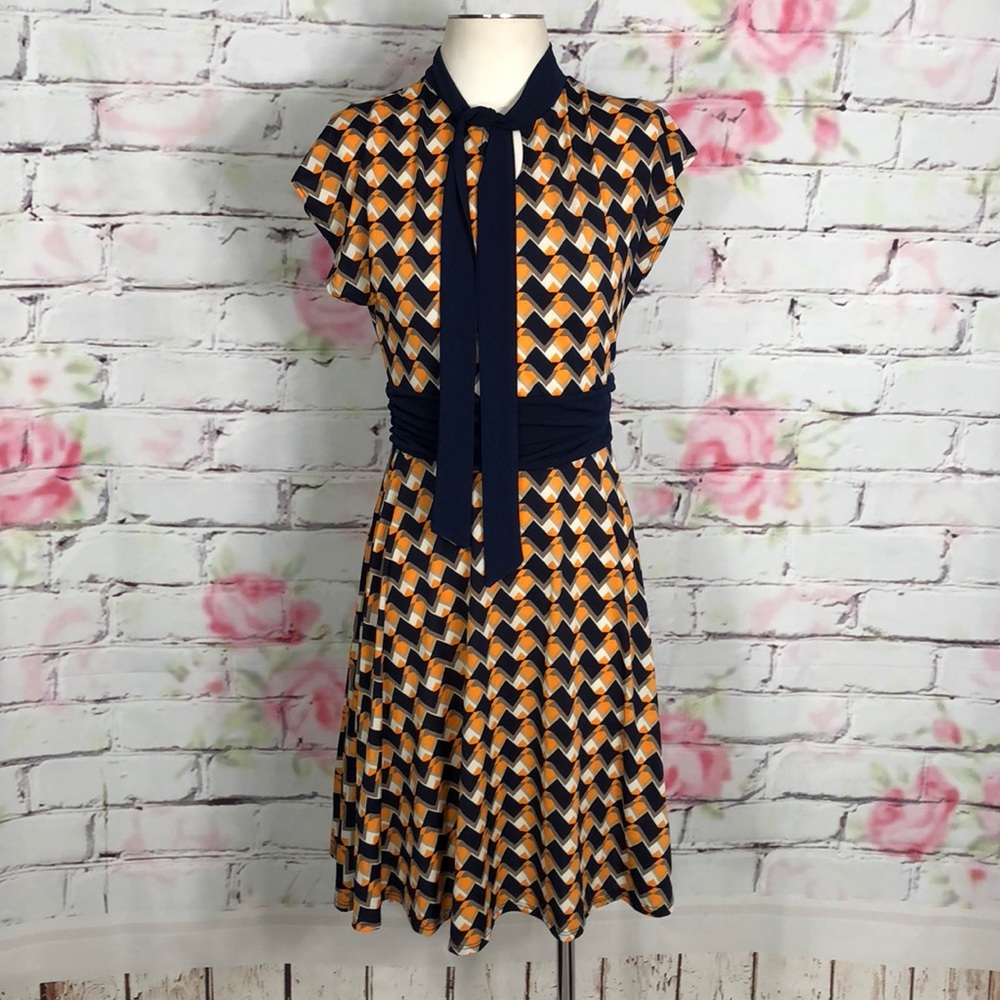 Yellow star tie neck mod print dress (06)